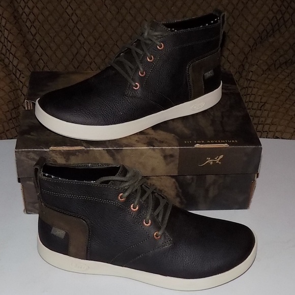 chaco davis mid